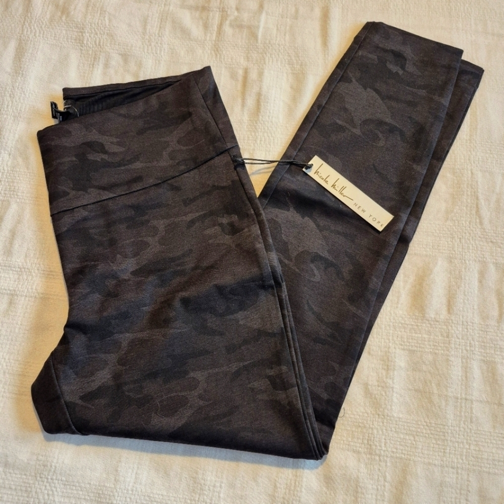 Nicole Miller women's size Large pull on ponte pants waist slimming panel NWT